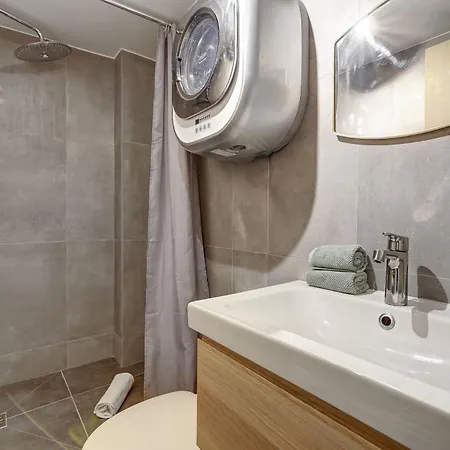 Bnbnova - Le Marais & Pompidou & Place Des Vosges Apartmán *